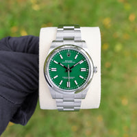 Rolex Oyster Perpetual 41 mm 124300 Green NEW 2024