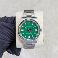 Rolex Oyster Perpetual 41 mm 124300 Green NEW 2024