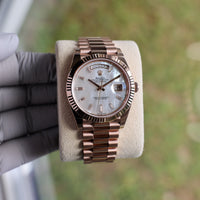 Rolex Day-Date 40 mm 228235 MOP NEW 2024 AUGUST Mother of Pearl President Rose Gold