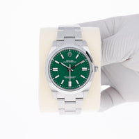 Rolex Oyster Perpetual 41 mm 124300 Green NEW 2024